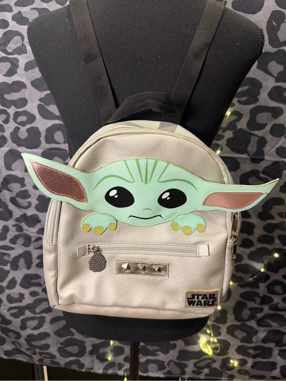 Star Wars Kids gray Backpack with Green Grogu Face